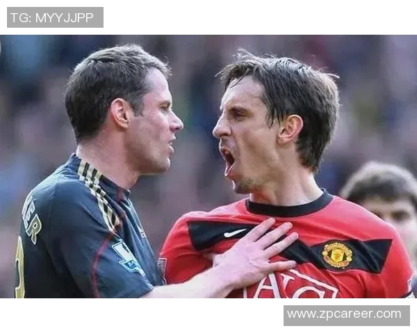 女生对足球的独特见解与批评引发的热议与思考